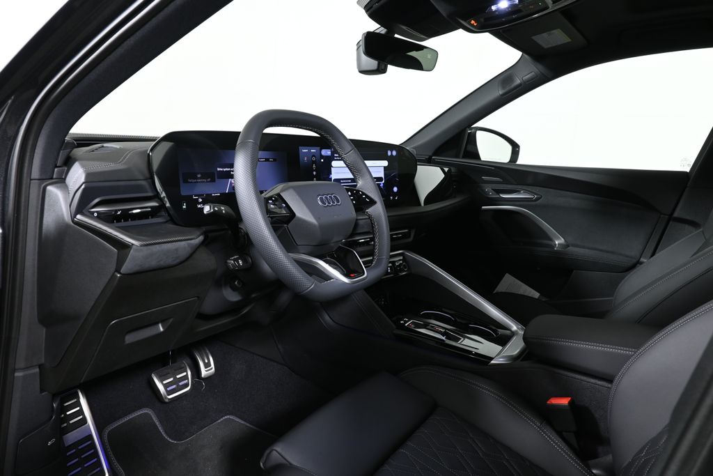 Thumbnail: 2026 Audi SQ5 - 15
