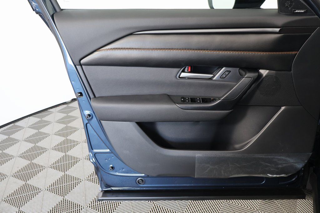 Thumbnail: 2026 Mazda CX-50 - 8