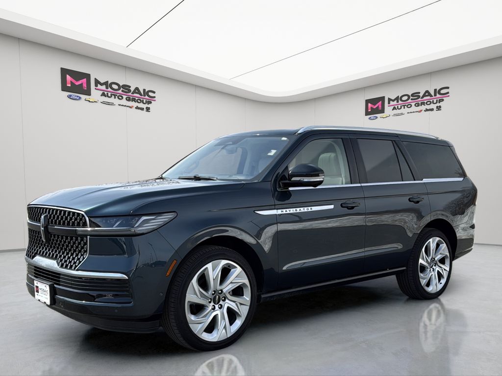 2025 Lincoln Navigator