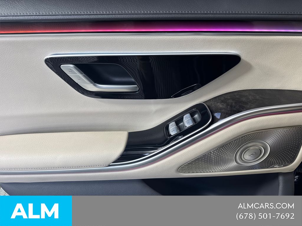 Used 2023  Mercedes-Benz S 500 image 24