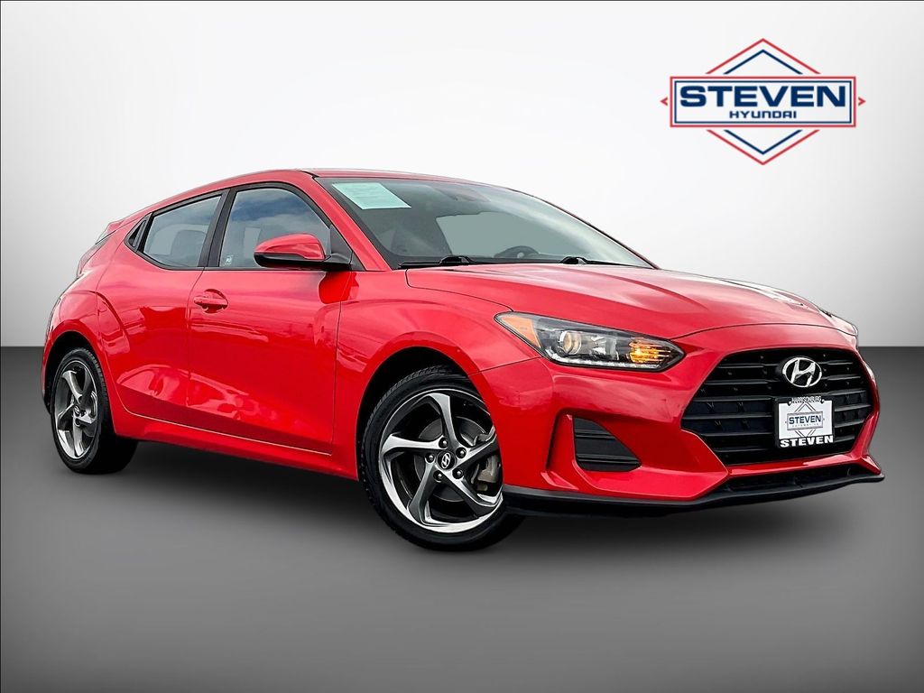 Racing Red 2019 Hyundai Veloster Coupe Front-Wheel Drive 6-Speed Automatic