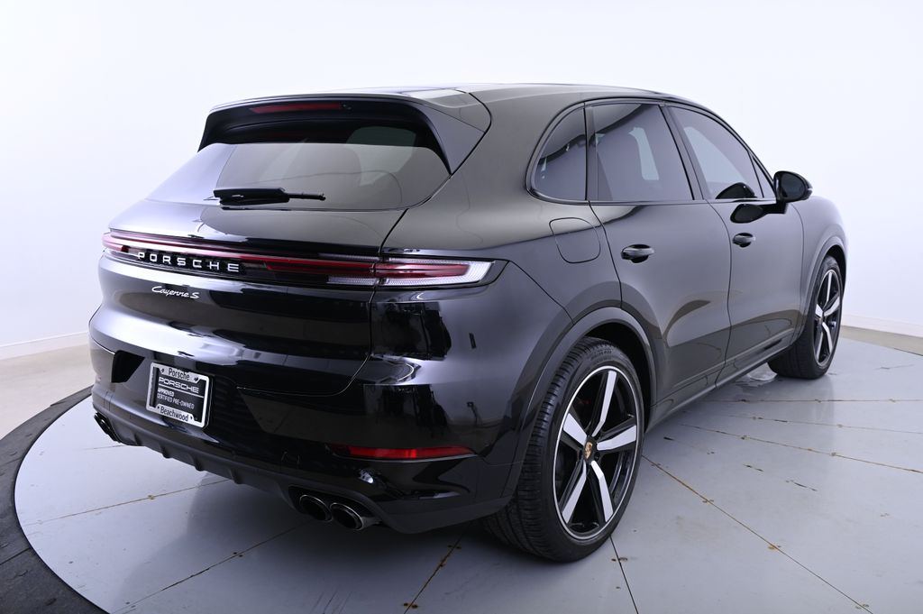 2024 Porsche Cayenne S 7
