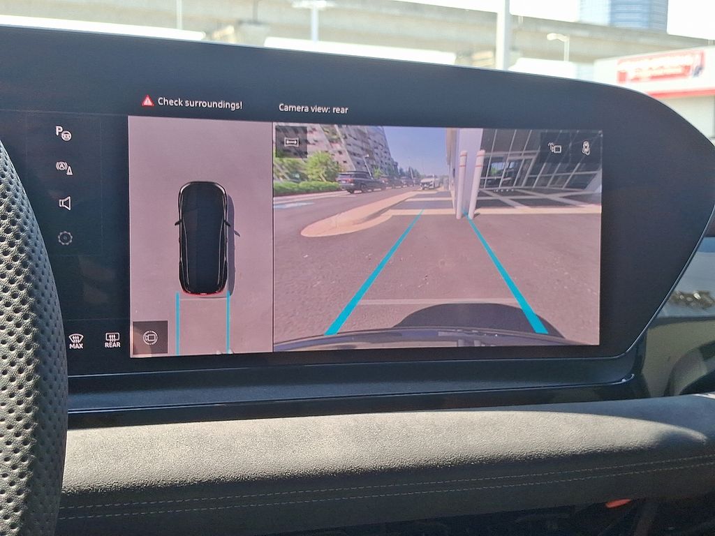 2025 Audi e-tron Premium 14