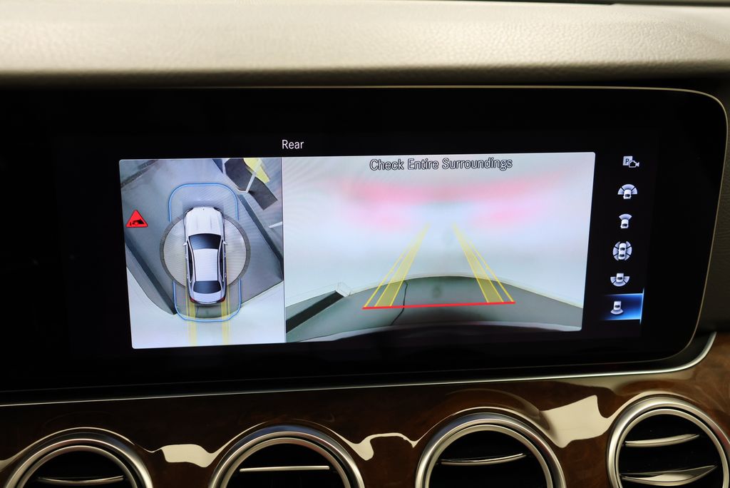 Thumbnail: 2023 Mercedes-Benz E-Class - 25