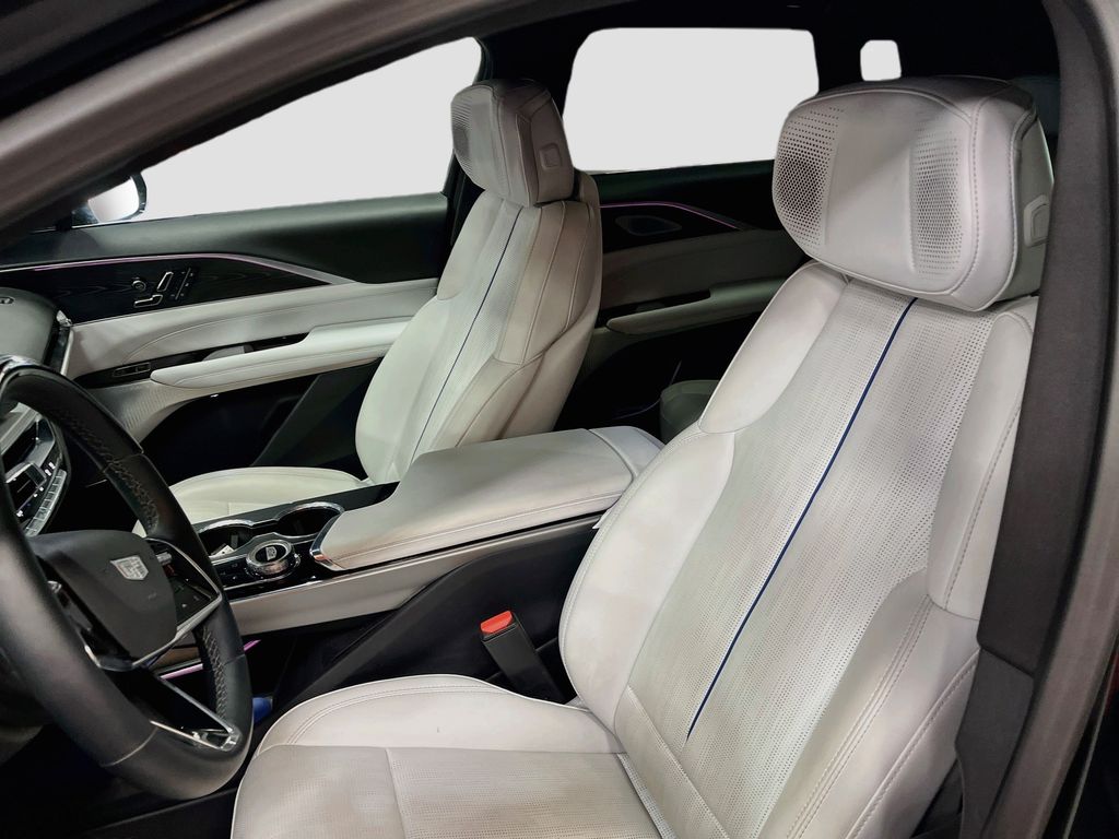 Used 2025 Stellar Black Metallic Cadillac Luxury image 21