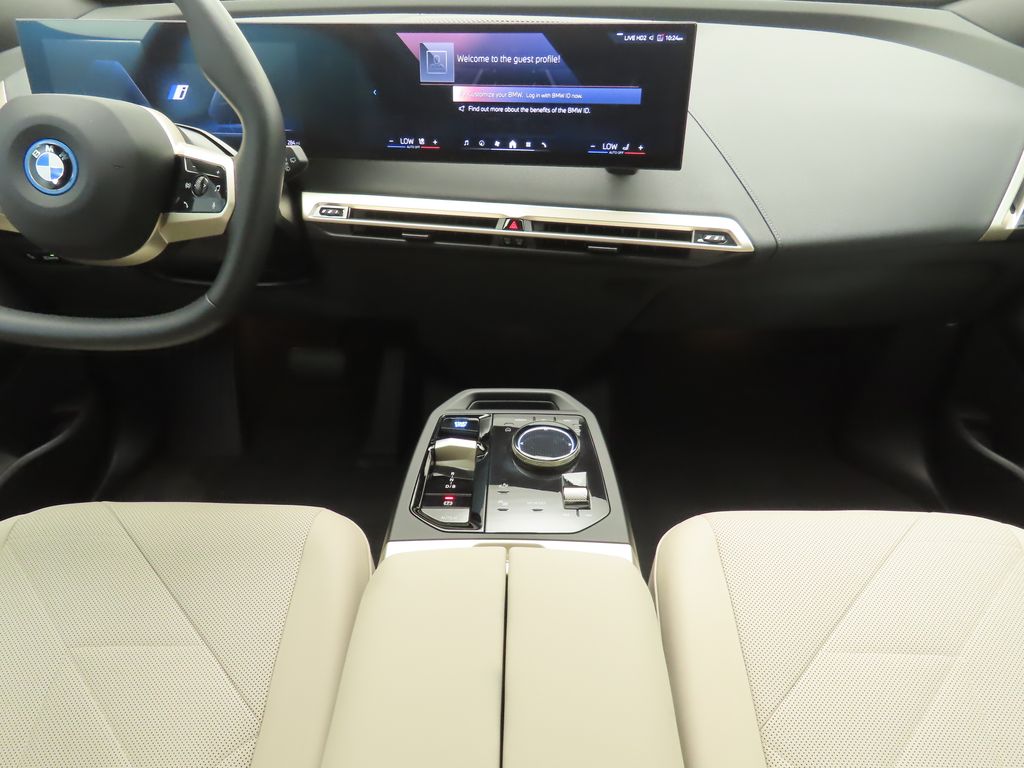 2024 BMW iX xDrive50 13