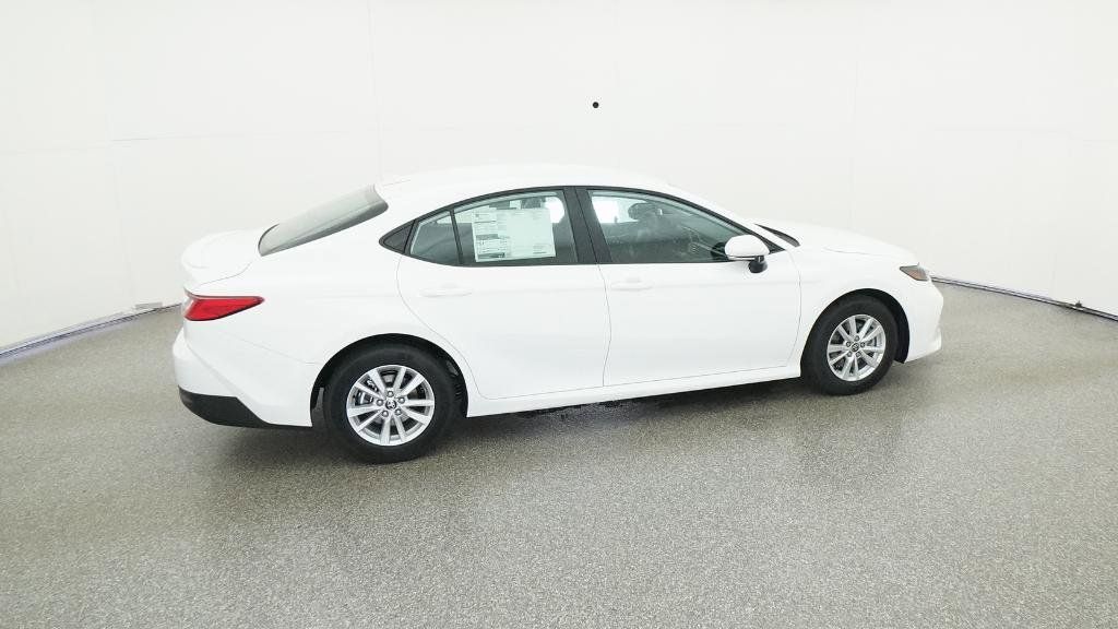 2025 Toyota Camry LE 7