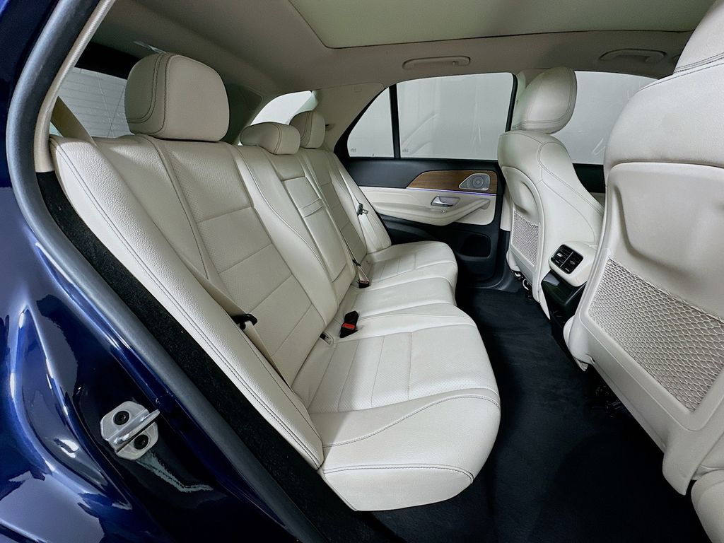 Thumbnail: 2022 Mercedes-Benz GLE - 29