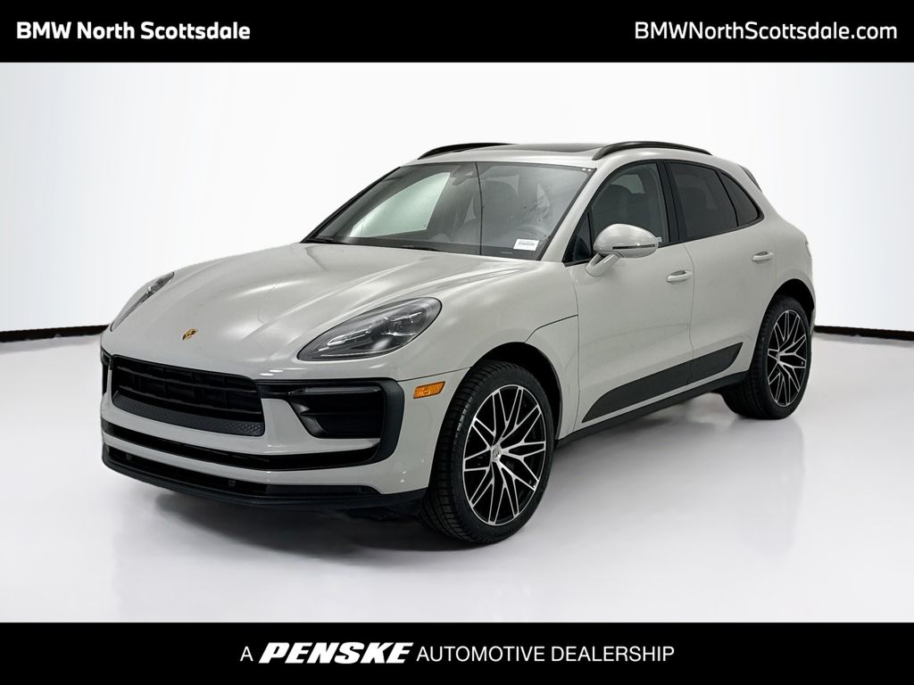 Thumbnail: 2022 Porsche Macan - 1