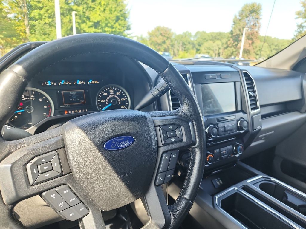 2016 Ford F-150 XLT 14