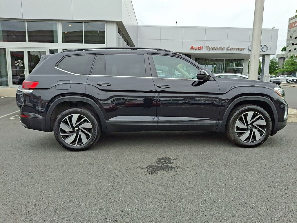 Thumbnail: 2024 Volkswagen Atlas - 4