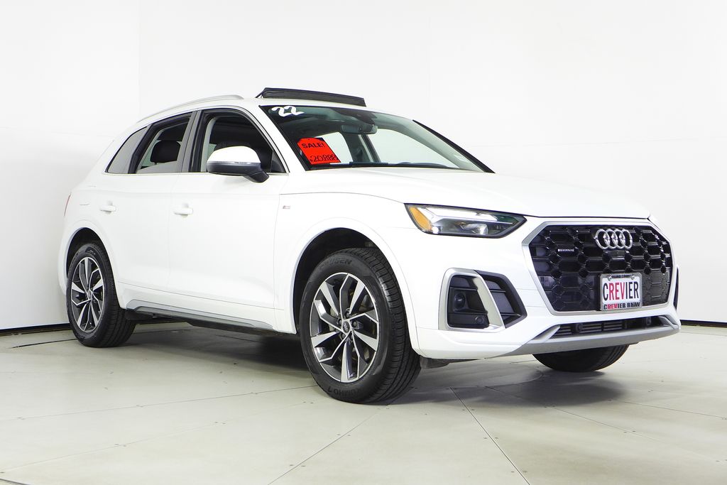 Thumbnail: 2022 Audi Q5 - 4