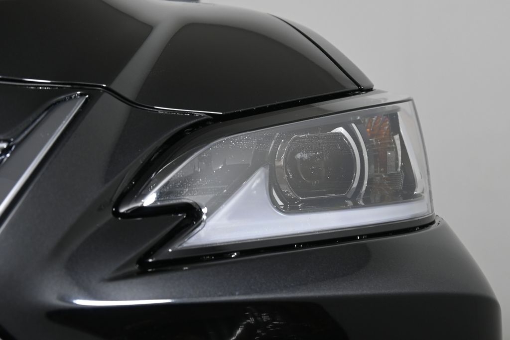 Thumbnail: 2025 Lexus ES - 11