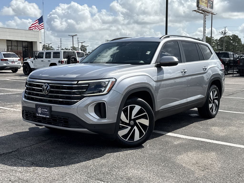 2024 Volkswagen Atlas 2.0T SE w/Technology Silver at DeMontrond Auto Country
