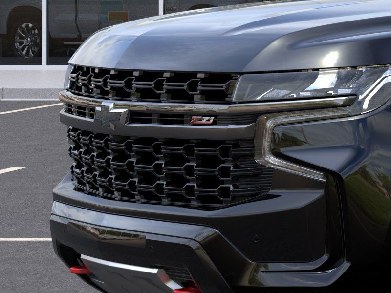 2024 Chevrolet Suburban Z71 13