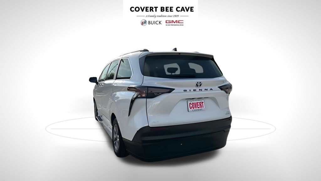 Used Car 2024 Toyota Sienna  Xle For Sale Under $80,000 In Austin, Texas