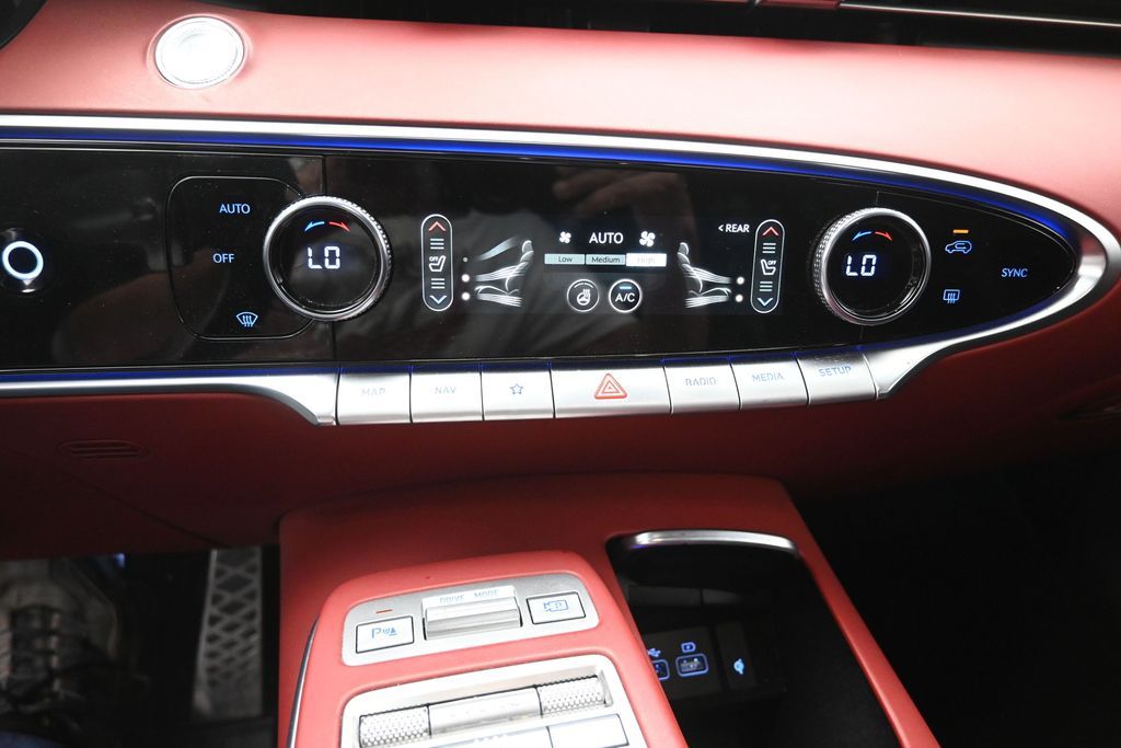 Used 2022 Genesis GV70 SUV