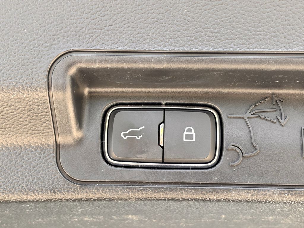 Used Car 2023 Ford Explorer  Xlt For Sale Under $30,000 In Corsicana, Texas