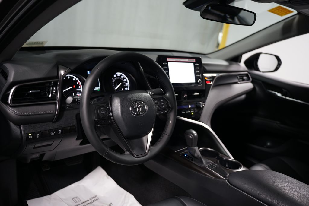2024 Toyota Camry SE 11