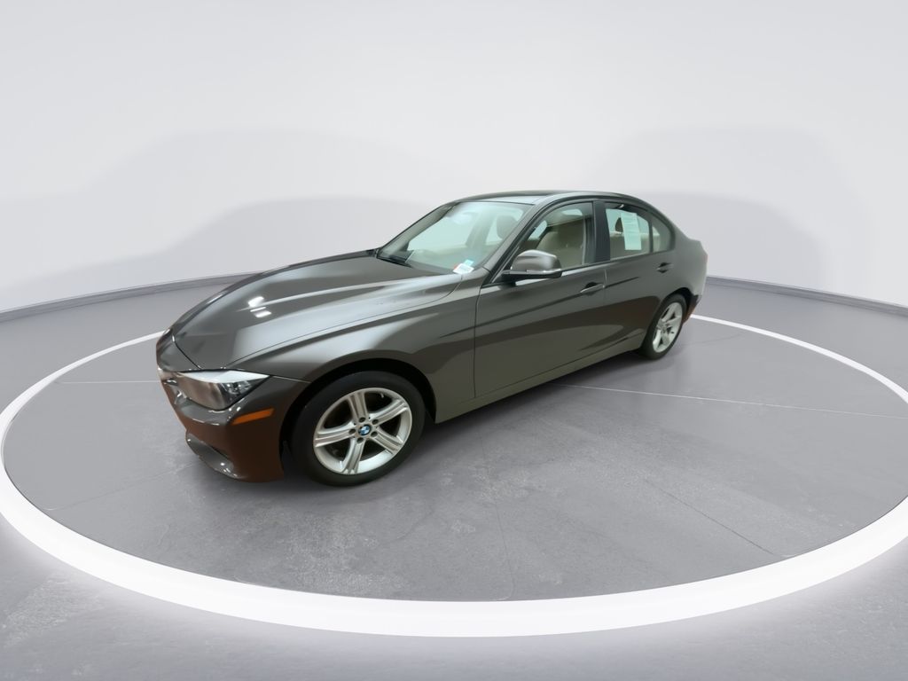 Thumbnail: 2015 BMW 3 Series - 4