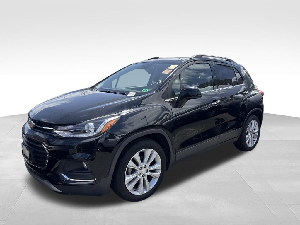 Used 2018 Black Chevrolet Premier image 2