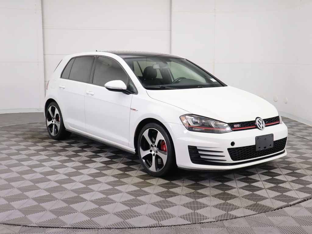 Thumbnail: 2017 Volkswagen Golf - 3