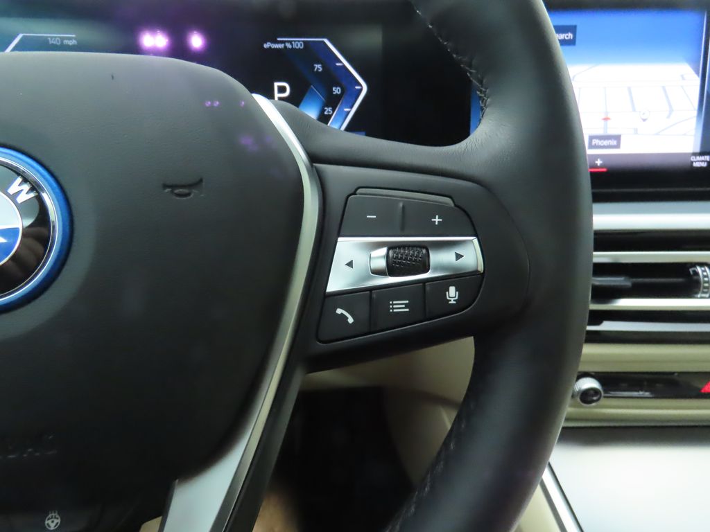 Thumbnail: 2023 BMW i4 - 12