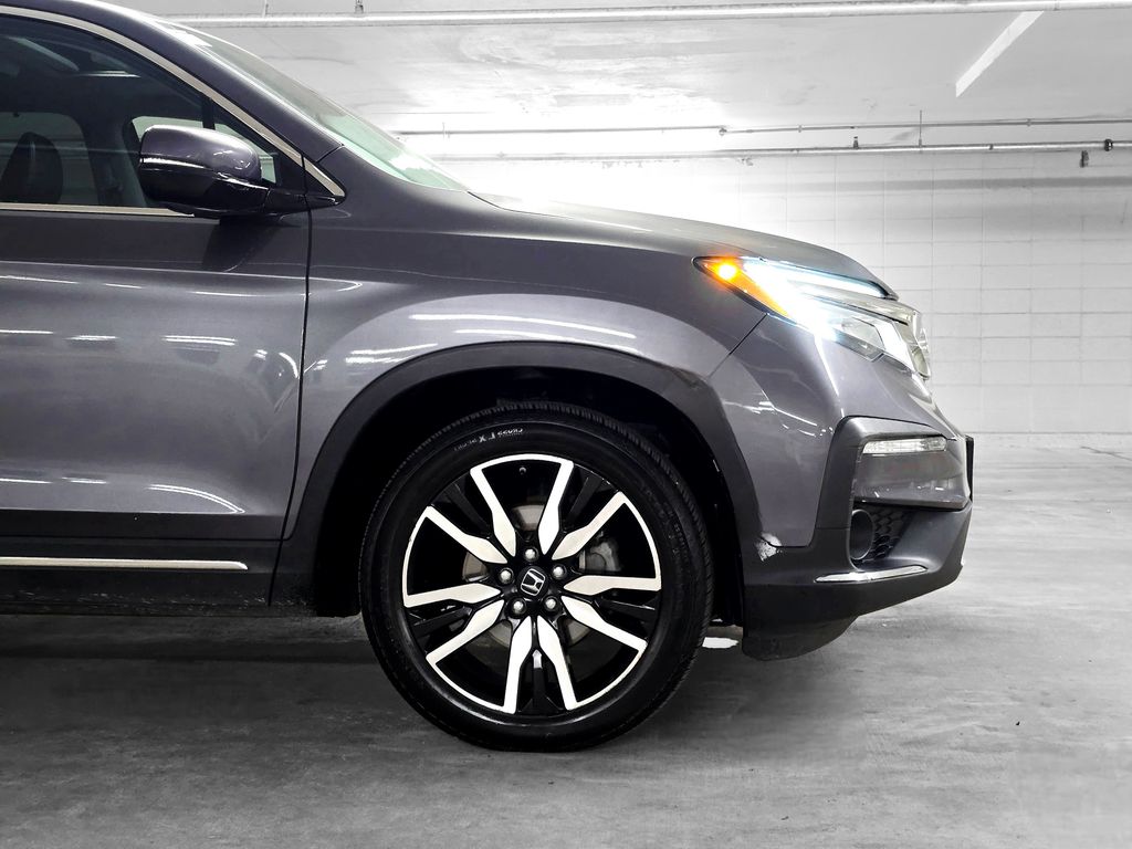 2020 Honda Pilot Touring photo 14