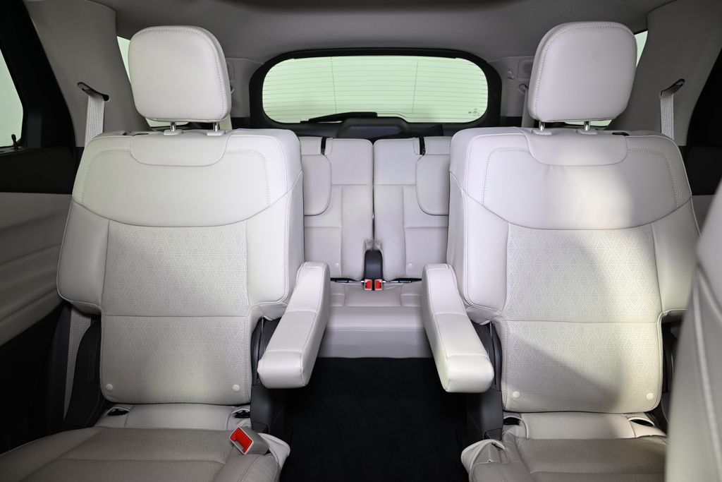 Thumbnail: 2022 Ford Explorer - 24