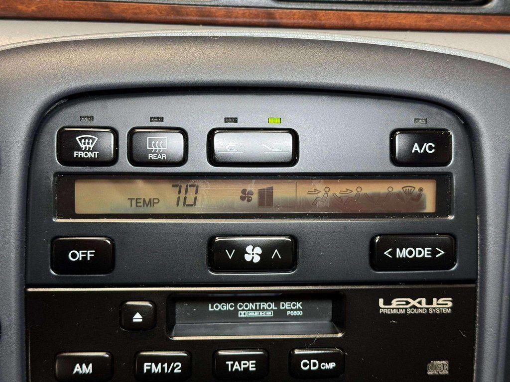 Used 1992 White Lexus 400 image 8