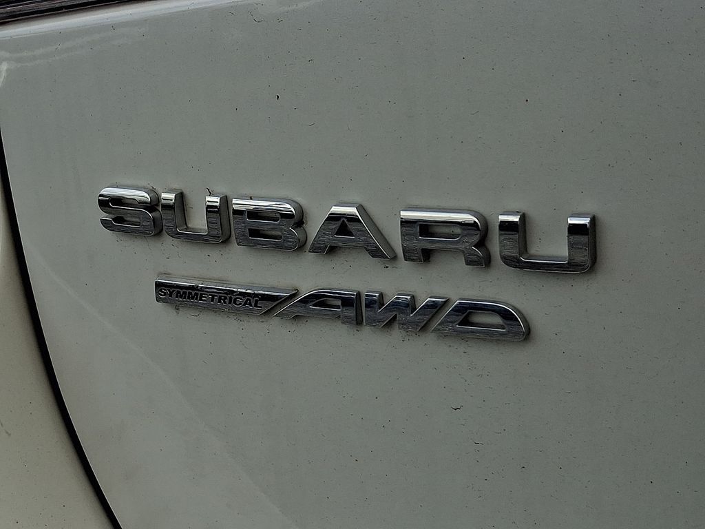 2020 Subaru Forester Base White at Spitzer Acura