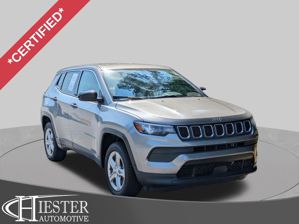 Billet Silver Metallic Clearcoat 2023 Jeep Compass SUV / Crossover Four-Wheel Drive 8-Speed Automatic