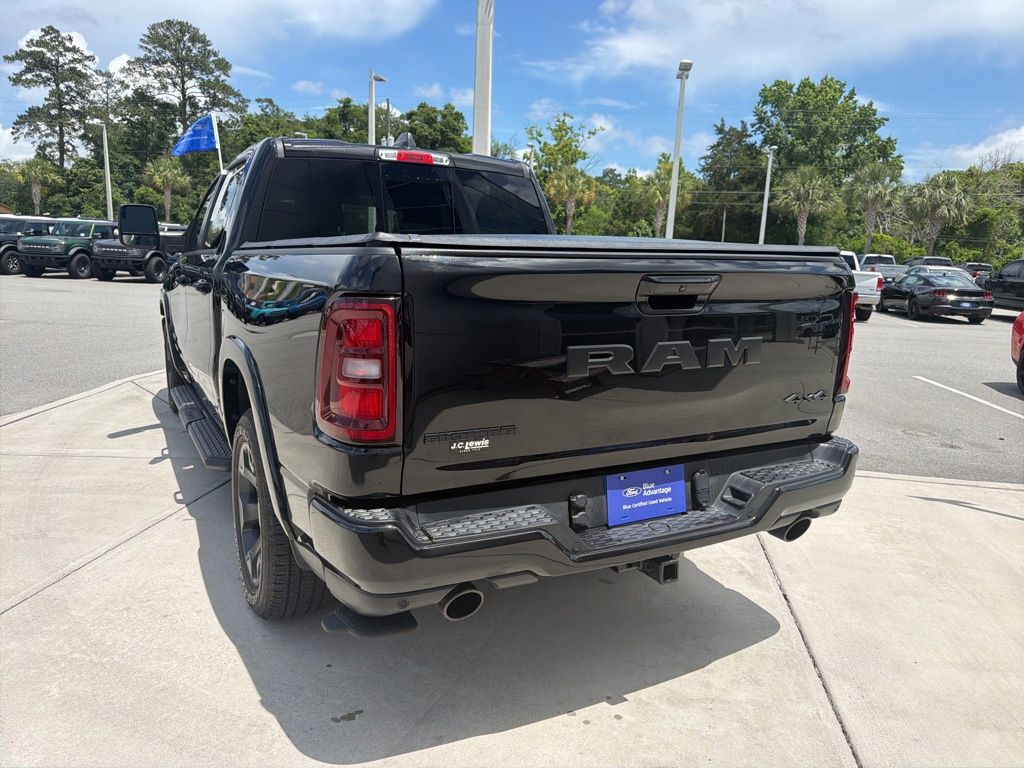 2025 Ram 1500 Big Horn Crew Cab 4x4 5'7" Box