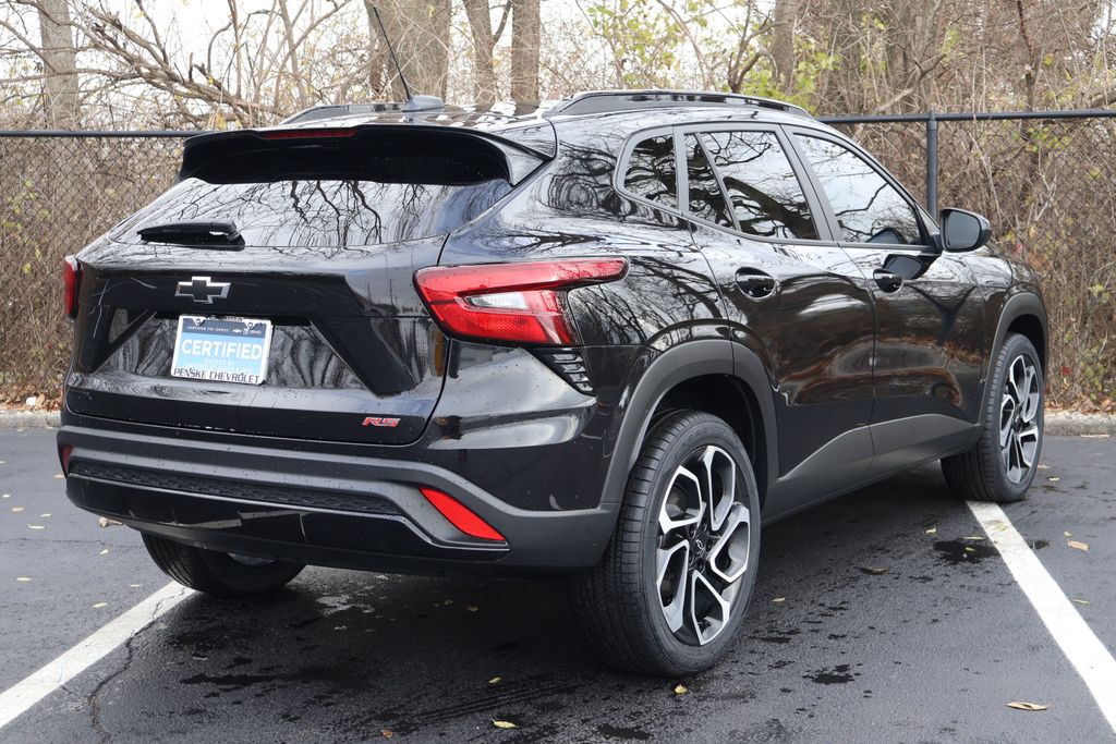 Thumbnail: 2024 Chevrolet Trax - 10