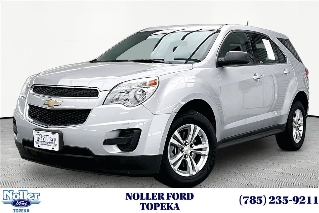 Silver Ice Metallic 2015 Chevrolet Equinox LS FWD SUV / Crossover Front-Wheel Drive 6-Speed Automatic Overdrive