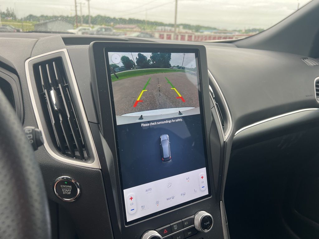 2022 Ford Edge