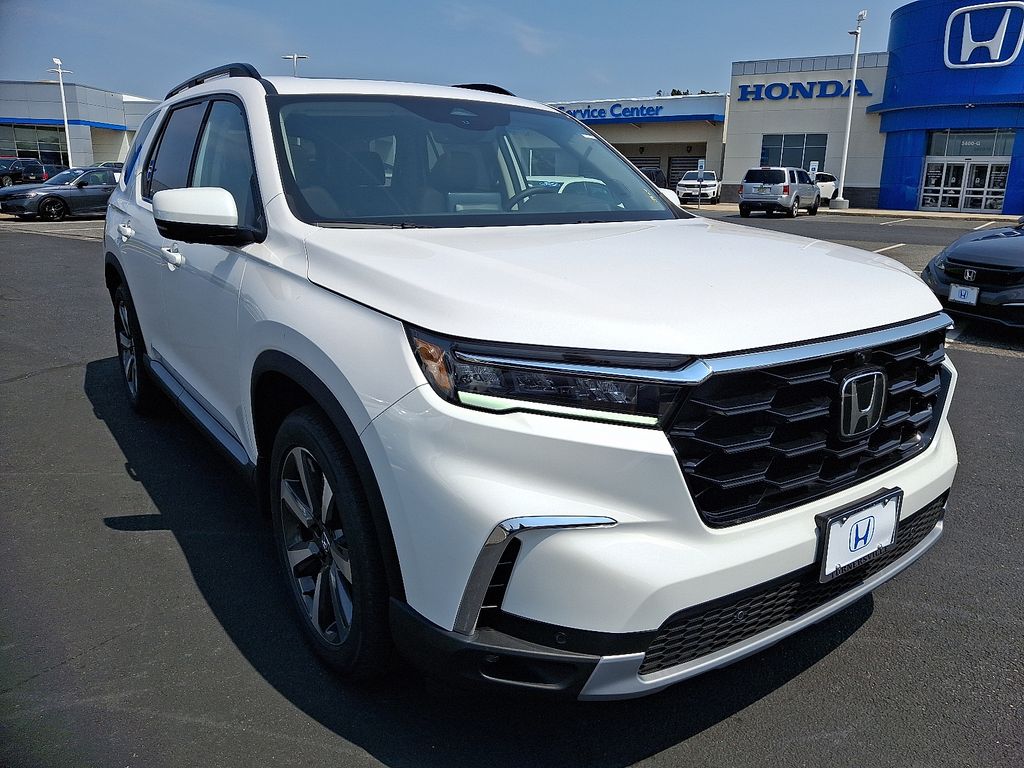 Thumbnail: 2025 Honda Pilot - 2