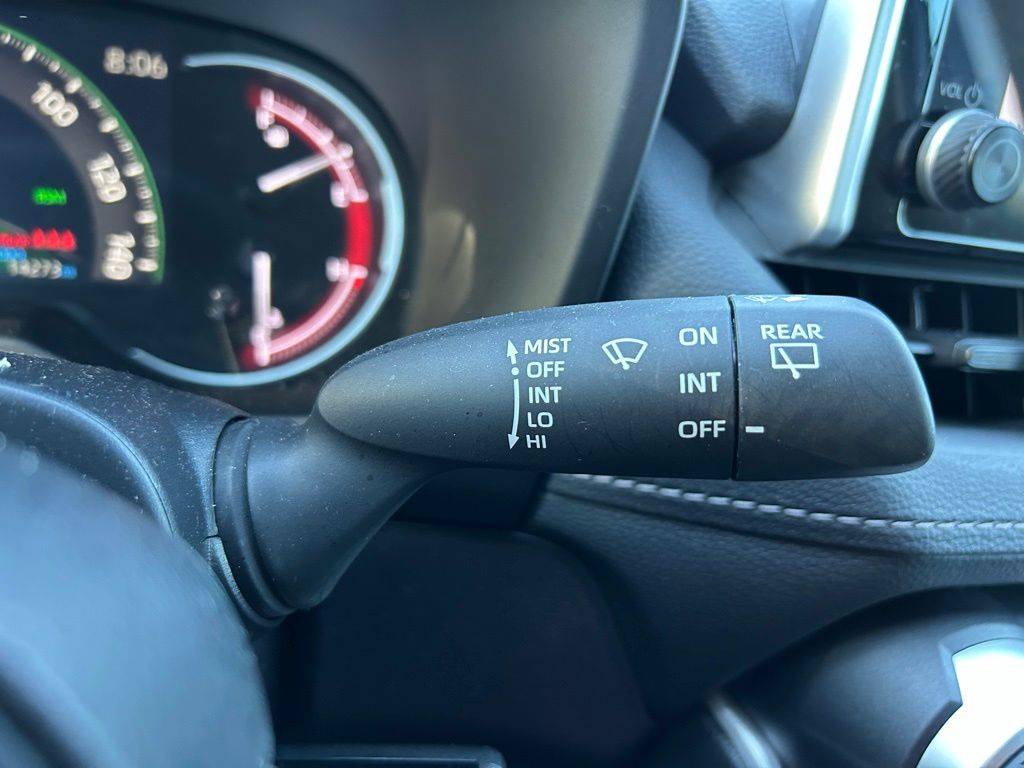 Thumbnail: 2025 Toyota RAV4 - 19