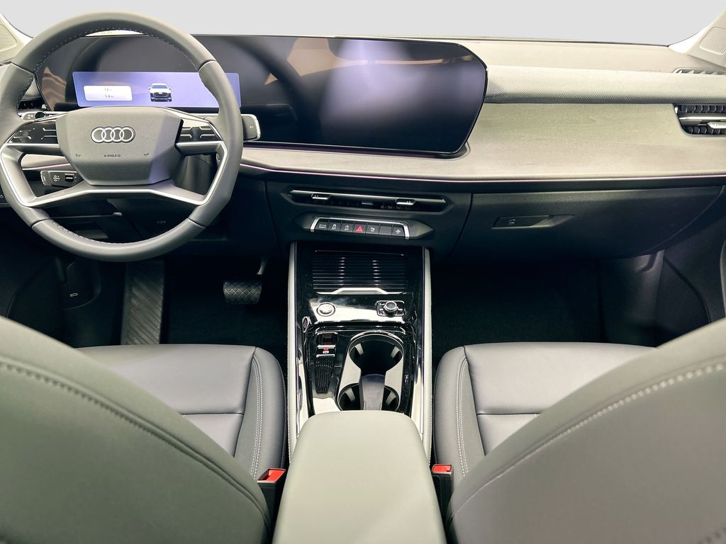 Thumbnail: 2026 Audi Q3 - 14