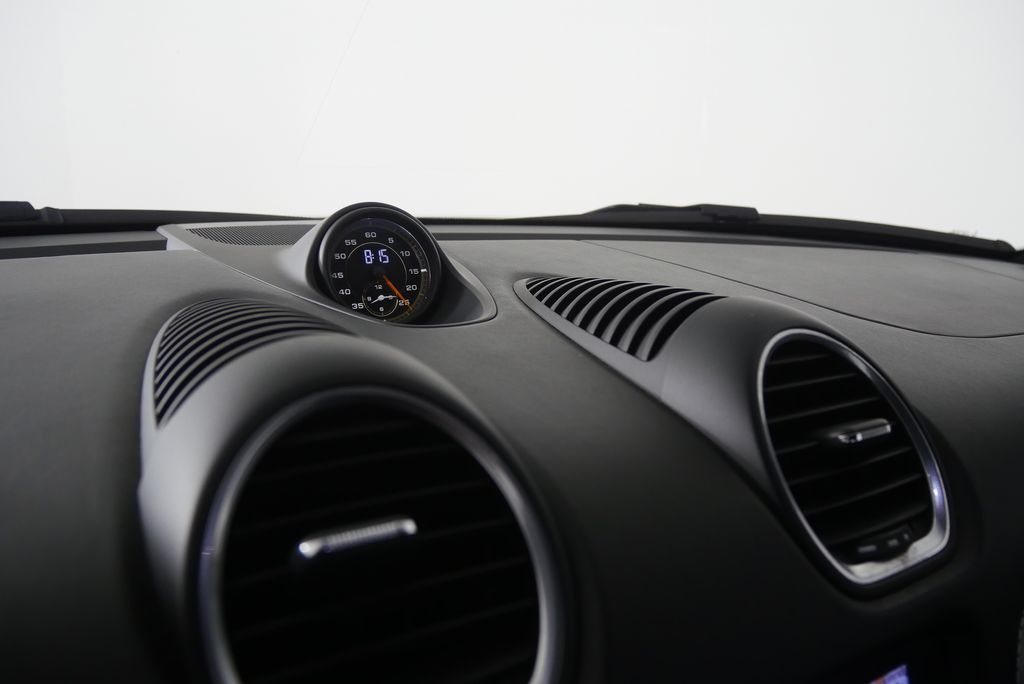 Thumbnail: 2021 Porsche 718 Cayman - 26