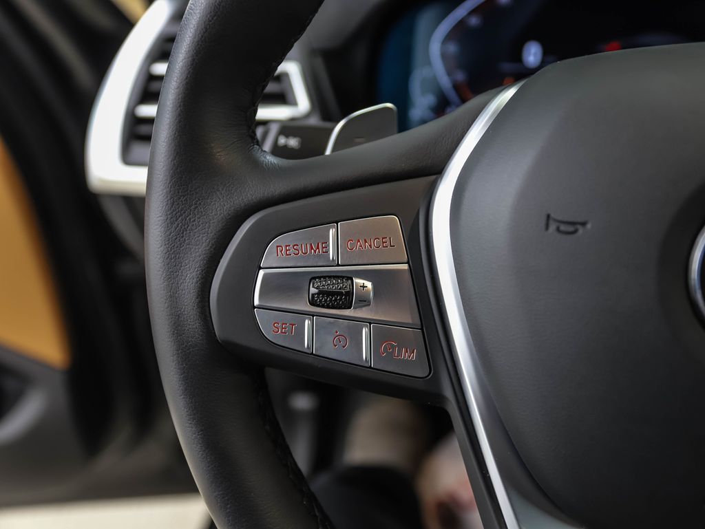 Thumbnail: 2023 BMW X3 - 12