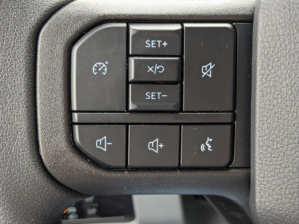 2026 Ford F-350 Super Duty XLT