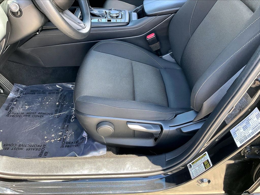 2024 Mazda CX-30 — photo 32