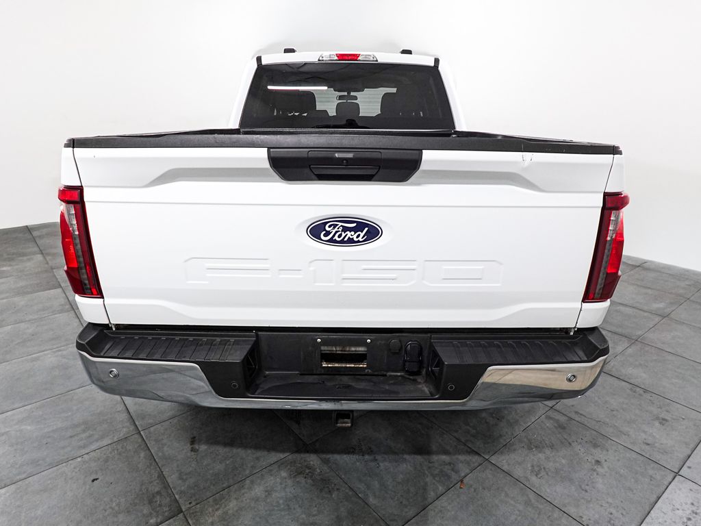 View vehicle photo 5