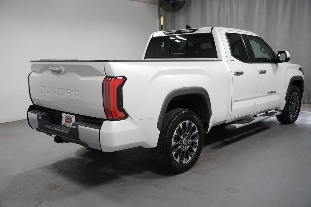 Thumbnail: 2022 Toyota Tundra - 8
