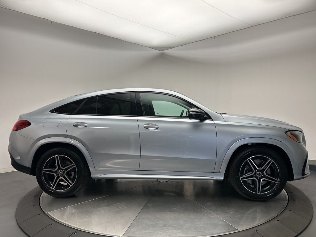 Thumbnail: 2026 Mercedes-Benz GLE - 8