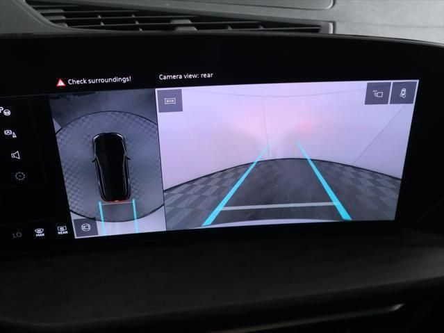 Thumbnail: 2025 Audi Q5 - 17