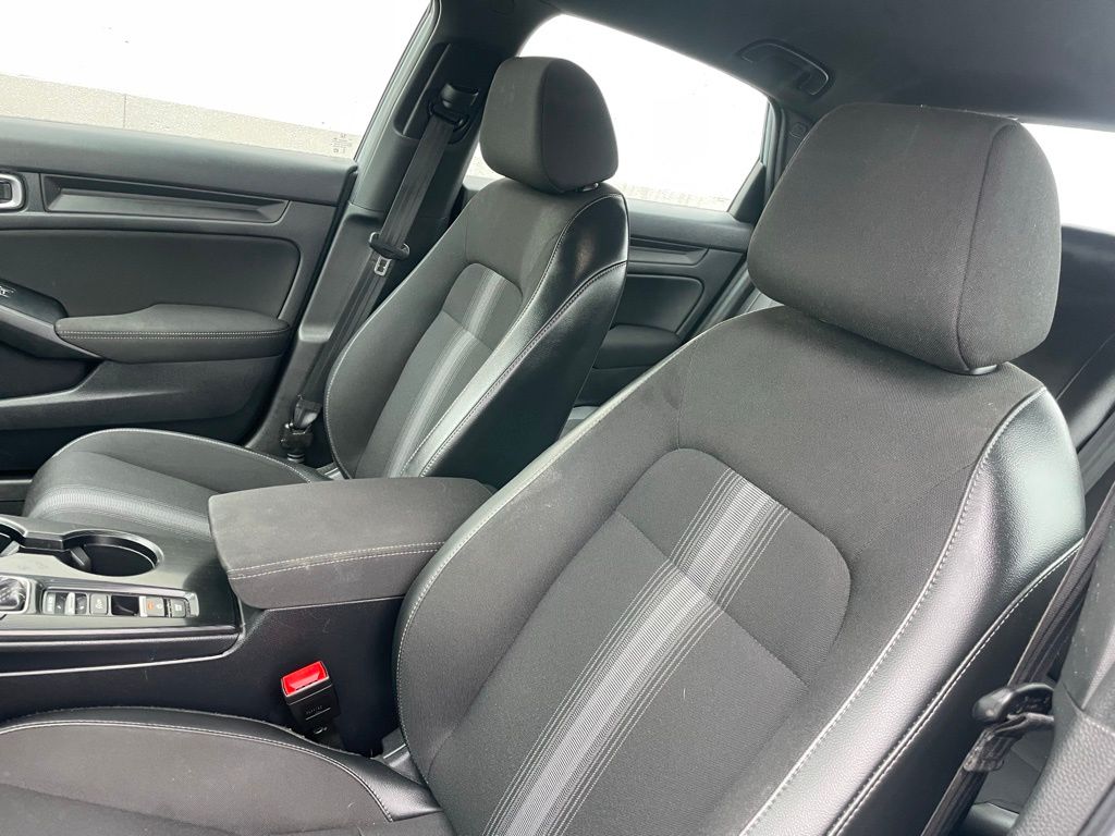 Thumbnail: 2024 Honda Civic - 24