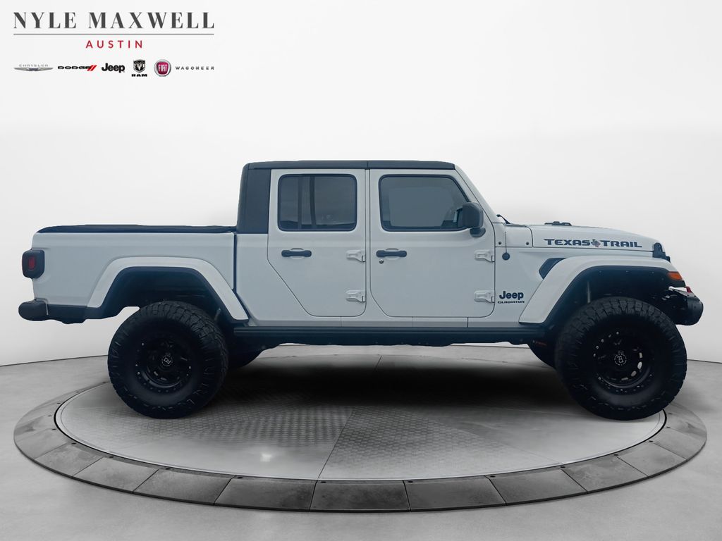 Used Car 2021 Jeep Gladiator  Sport For Sale Under $25,000 In Austin, Texas
