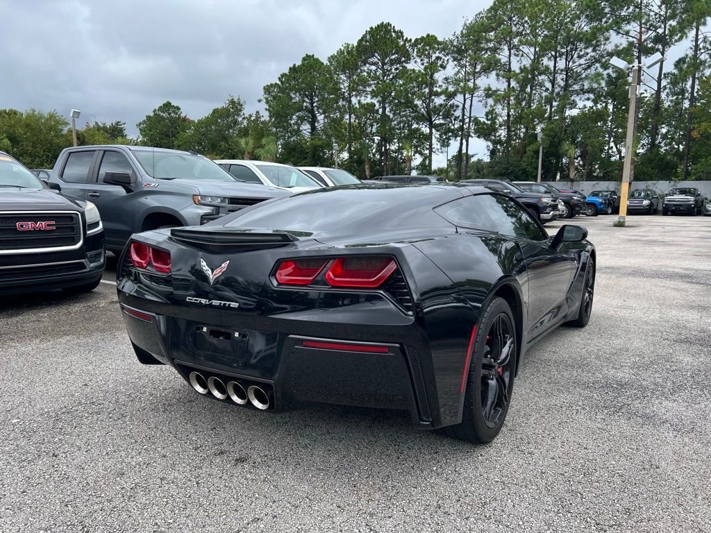 2017 Chevrolet Corvette Stingray 3